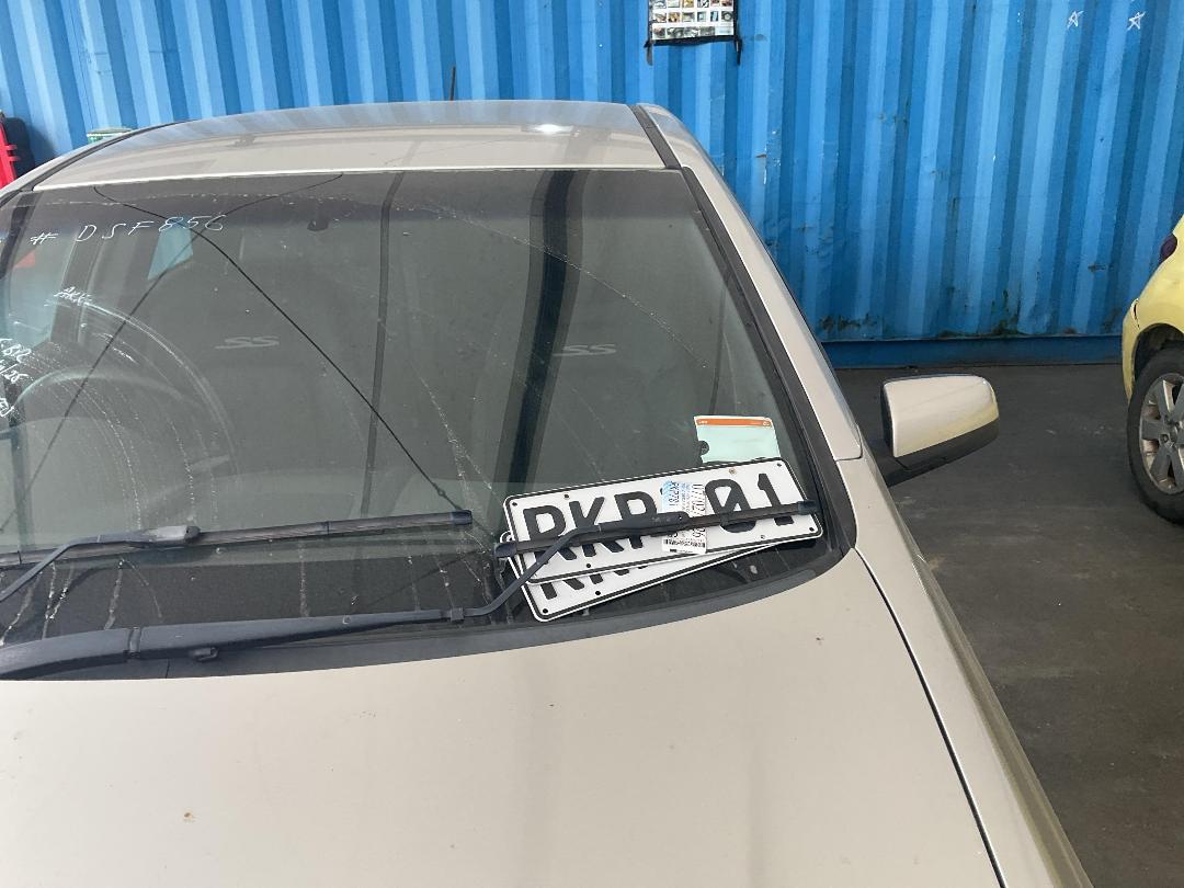 Photo '16' of Holden Commodore SS Photo '16' of Holden Commodore SS