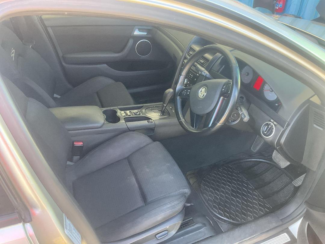 Photo '8' of Holden Commodore SS Photo '8' of Holden Commodore SS