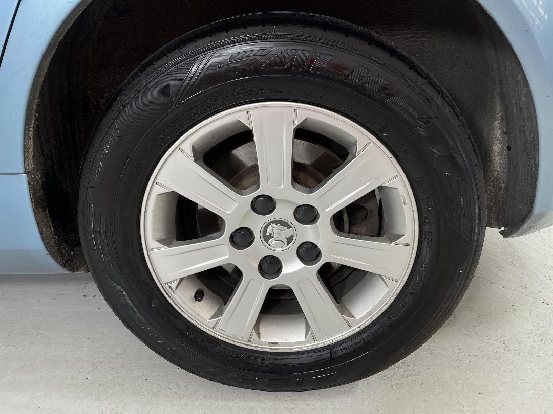 Photo '11' of Holden Commodore