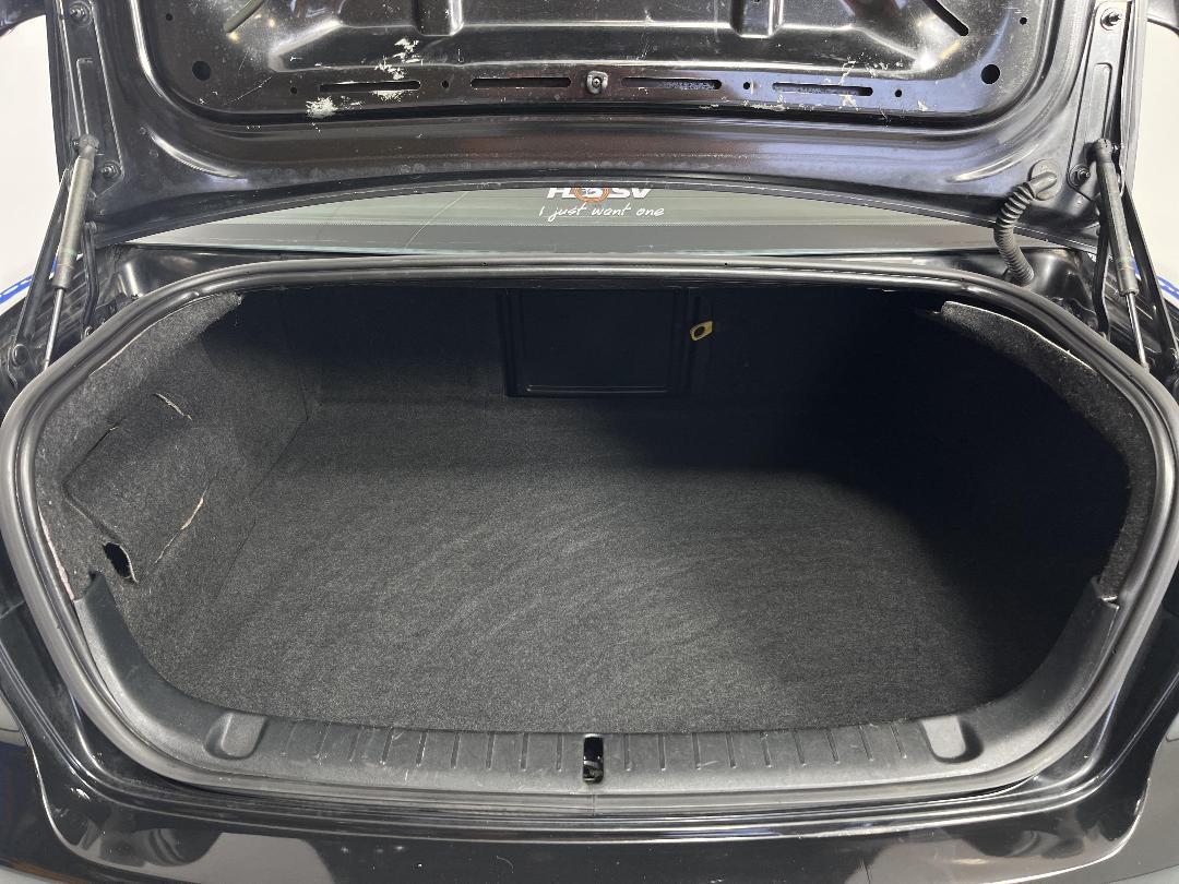 Photo '14' of Holden Commodore