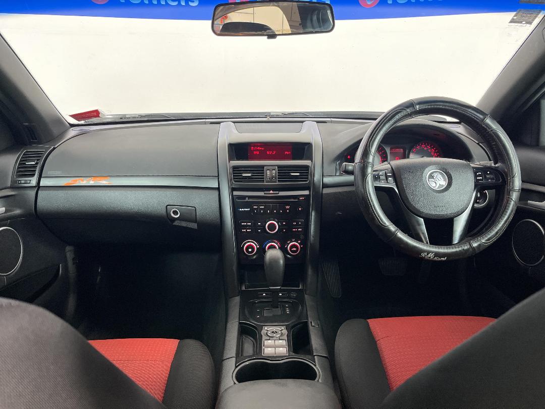 Photo '17' of Holden Commodore