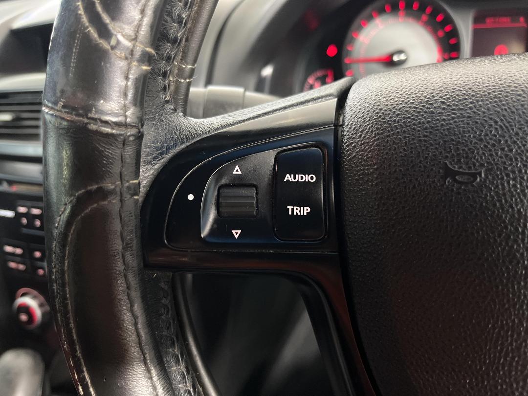 Photo '24' of Holden Commodore