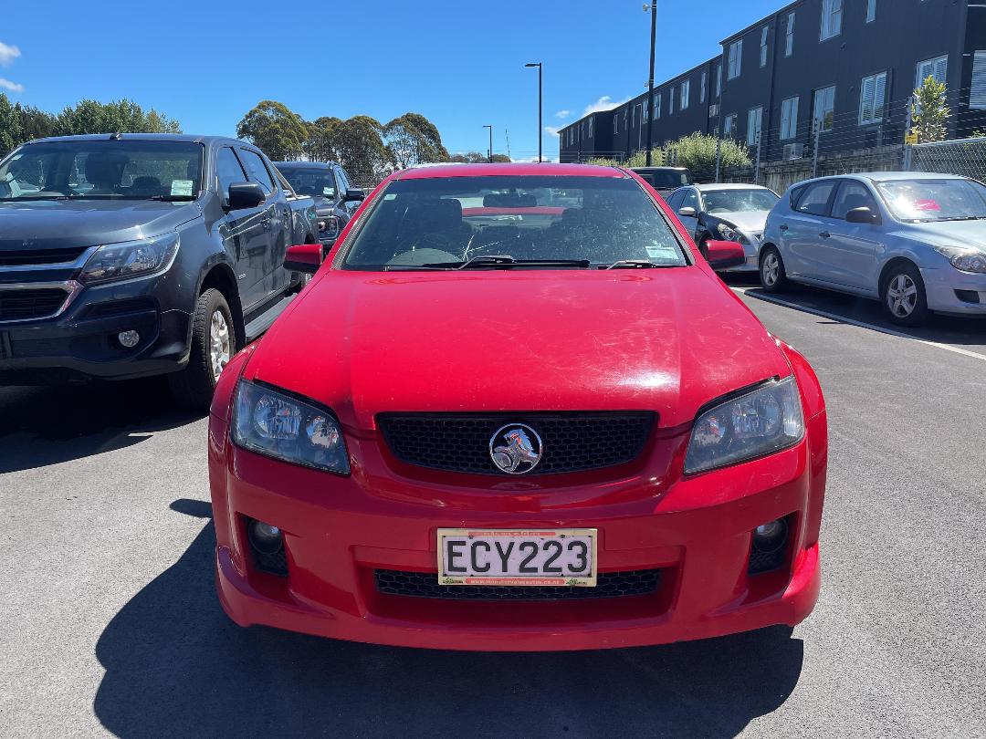 Photo '3' of Holden Commodore SS