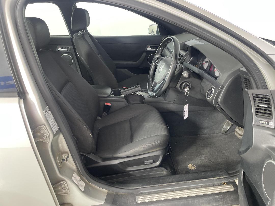 Photo '16' of Holden Commodore