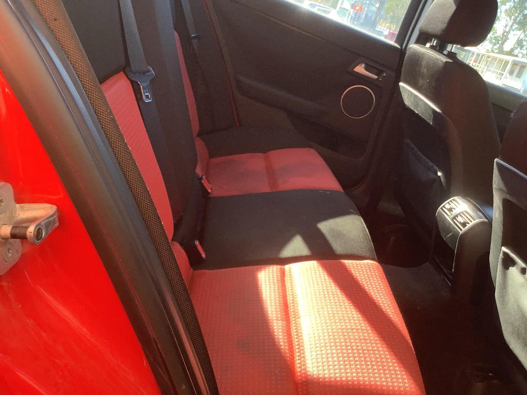 Photo '7' of Holden Commodore SV6 Photo '7' of Holden Commodore SV6