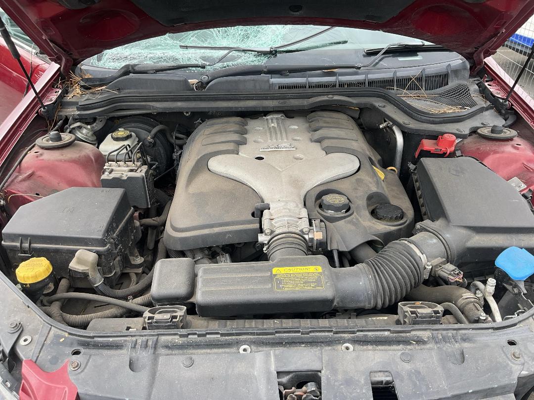 Photo '7' of Holden Commodore Calais V6