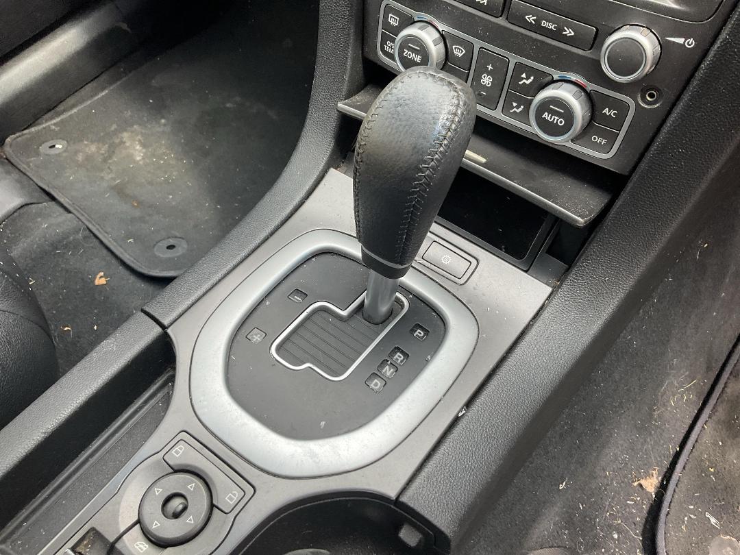 Photo '13' of Holden Commodore Calais V6