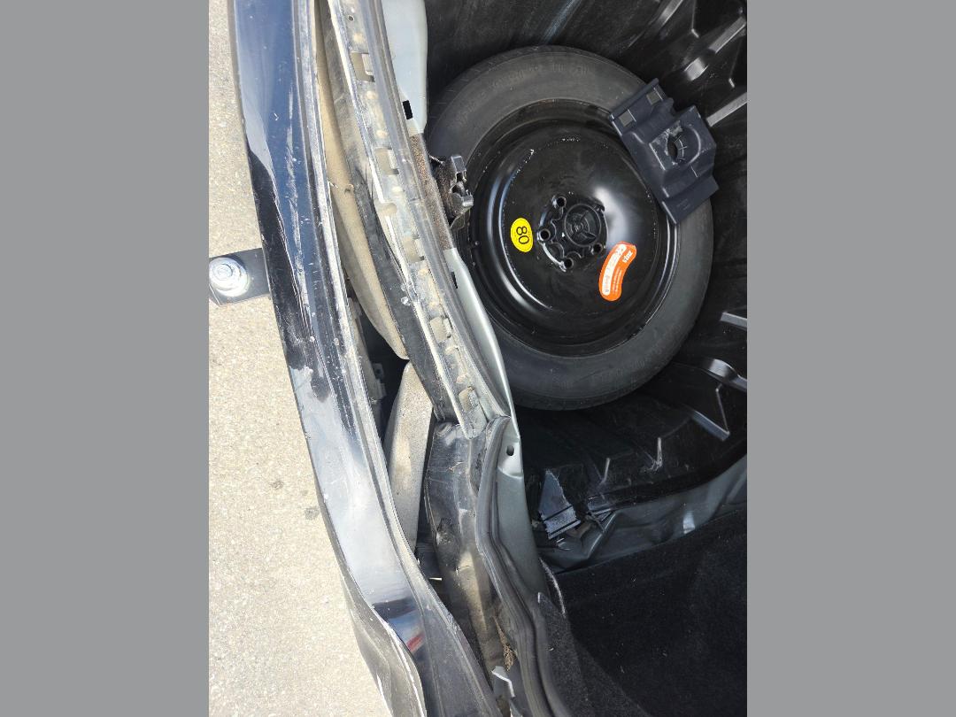 Photo '4' of Holden Commodore SV6