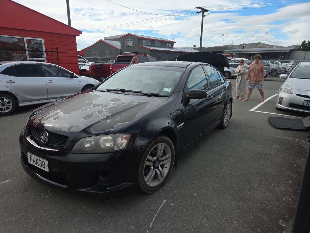 Photo '3' of Holden Commodore SV6