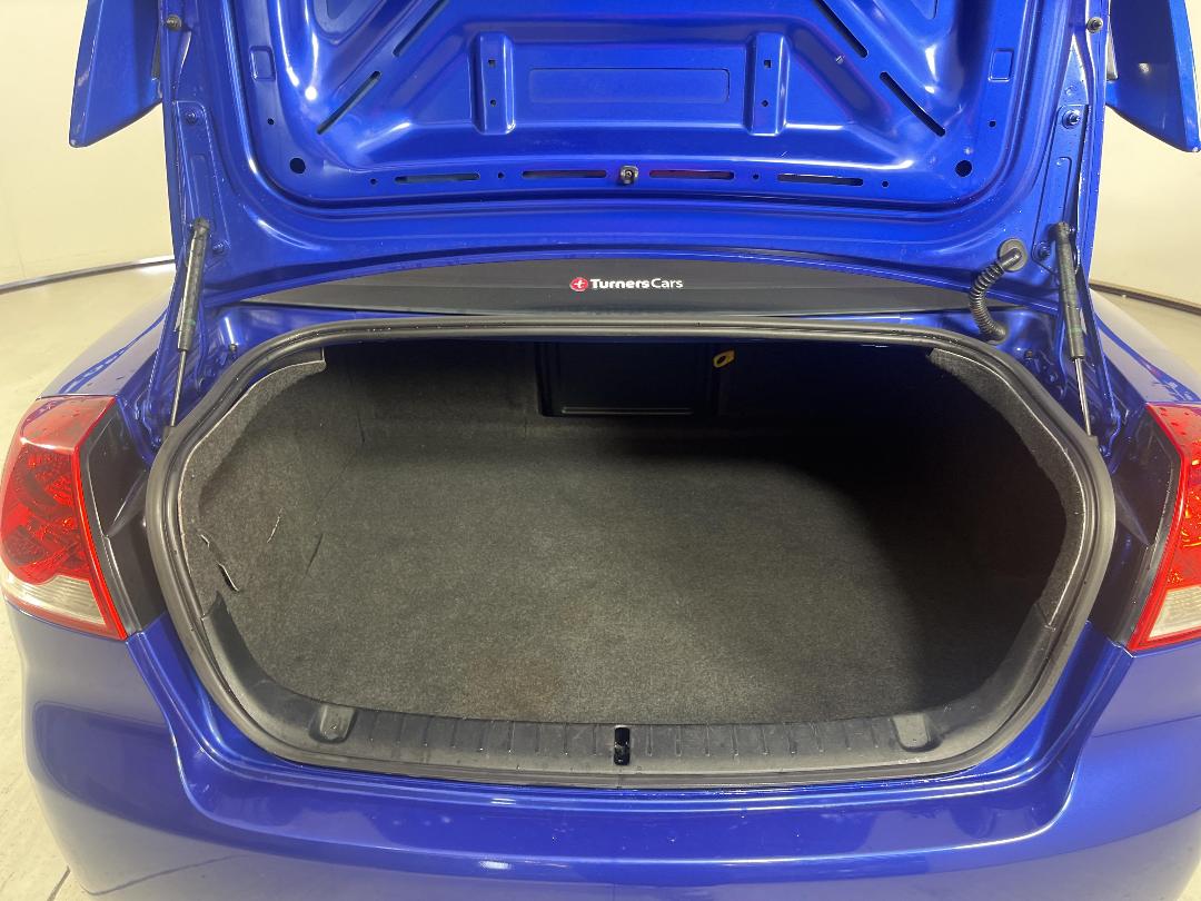 Photo '14' of Holden Commodore Photo '14' of Holden Commodore