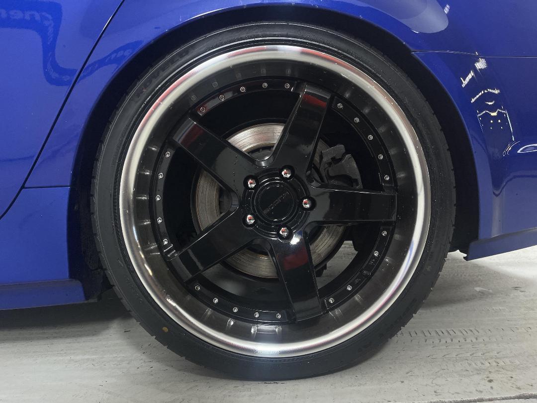 Photo '11' of Holden Commodore Photo '11' of Holden Commodore