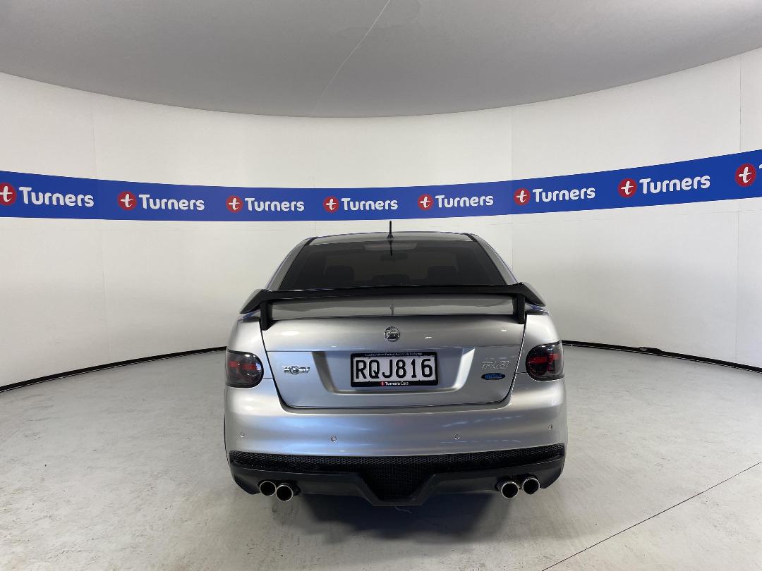 Photo '6' of Holden Commodore