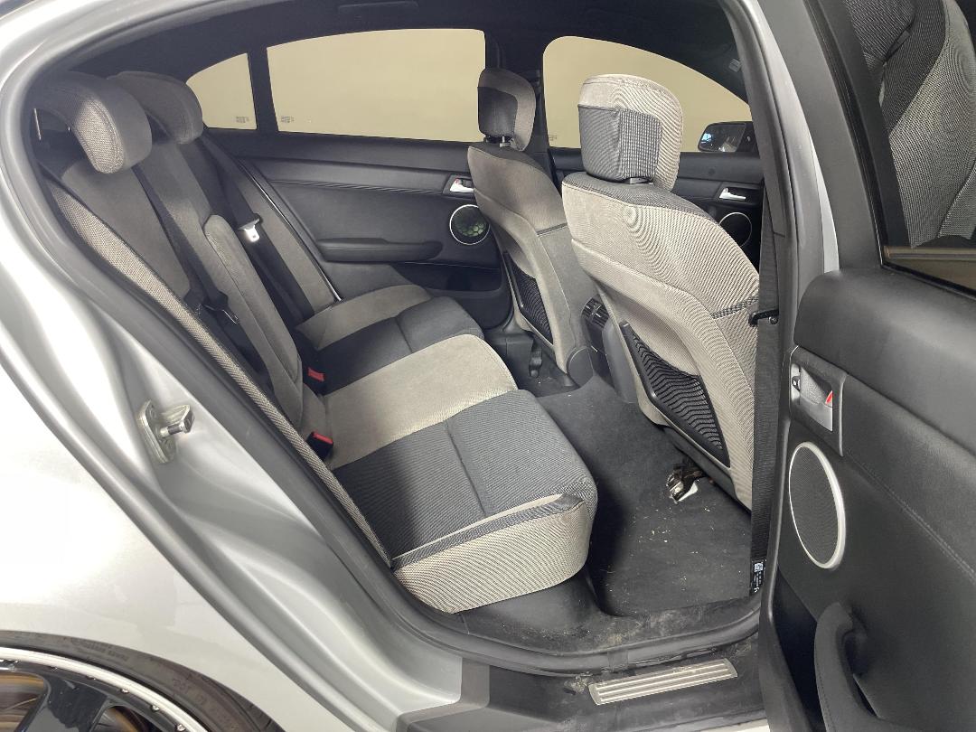 Photo '20' of Holden Commodore