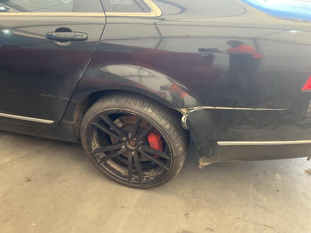 Photo '11' of Holden Statesman HSV Grange