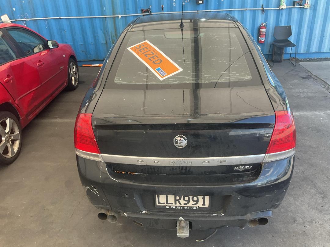 Photo '13' of Holden Statesman HSV Grange