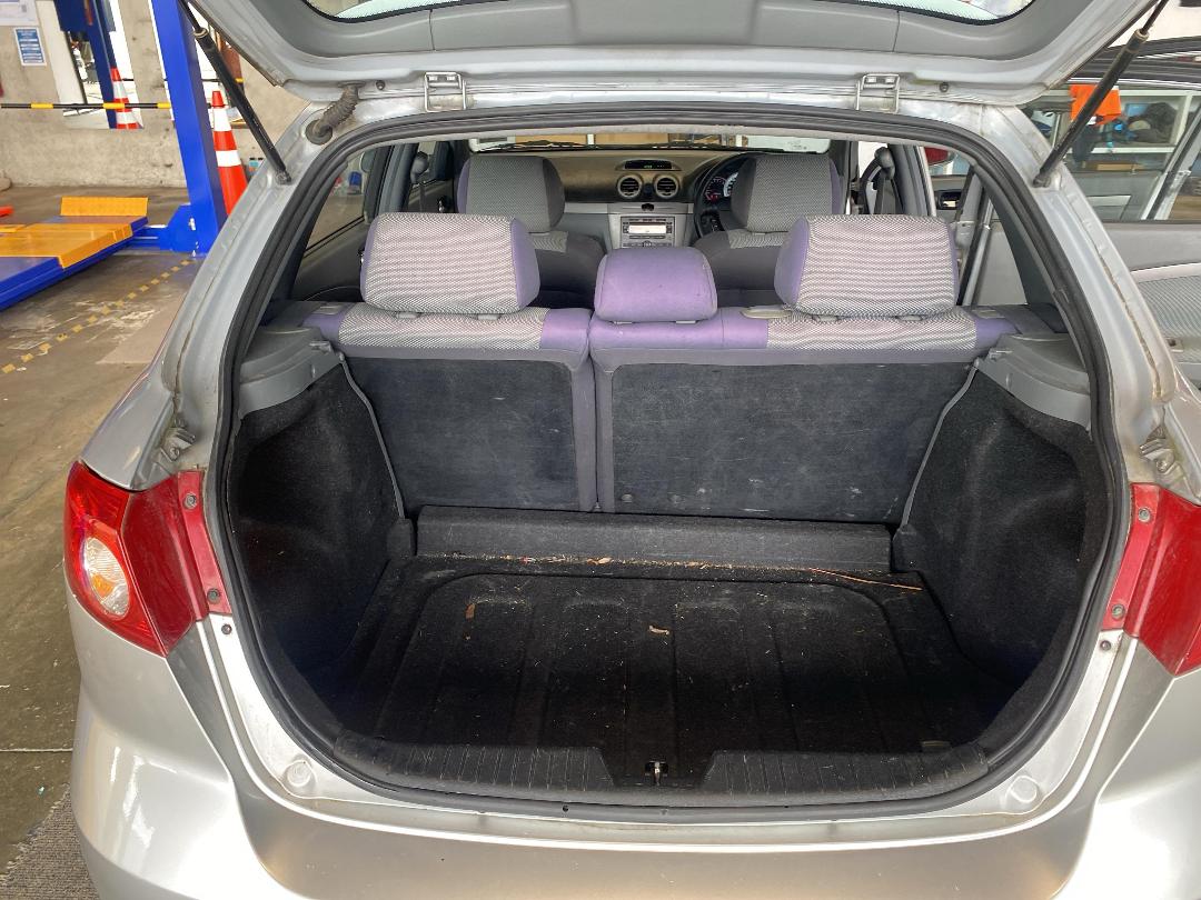 Photo '8' of Holden Viva Photo '8' of Holden Viva