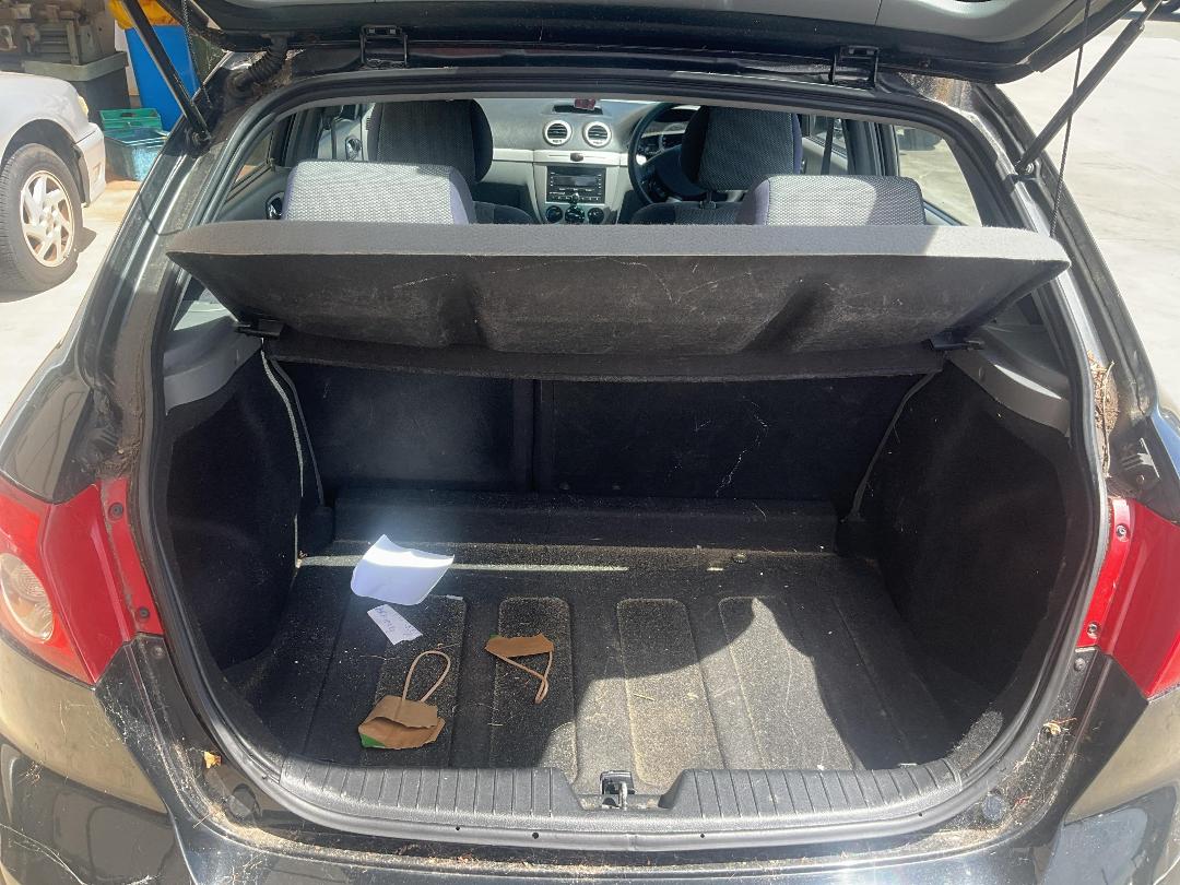 Photo '11' of Holden Viva Photo '11' of Holden Viva