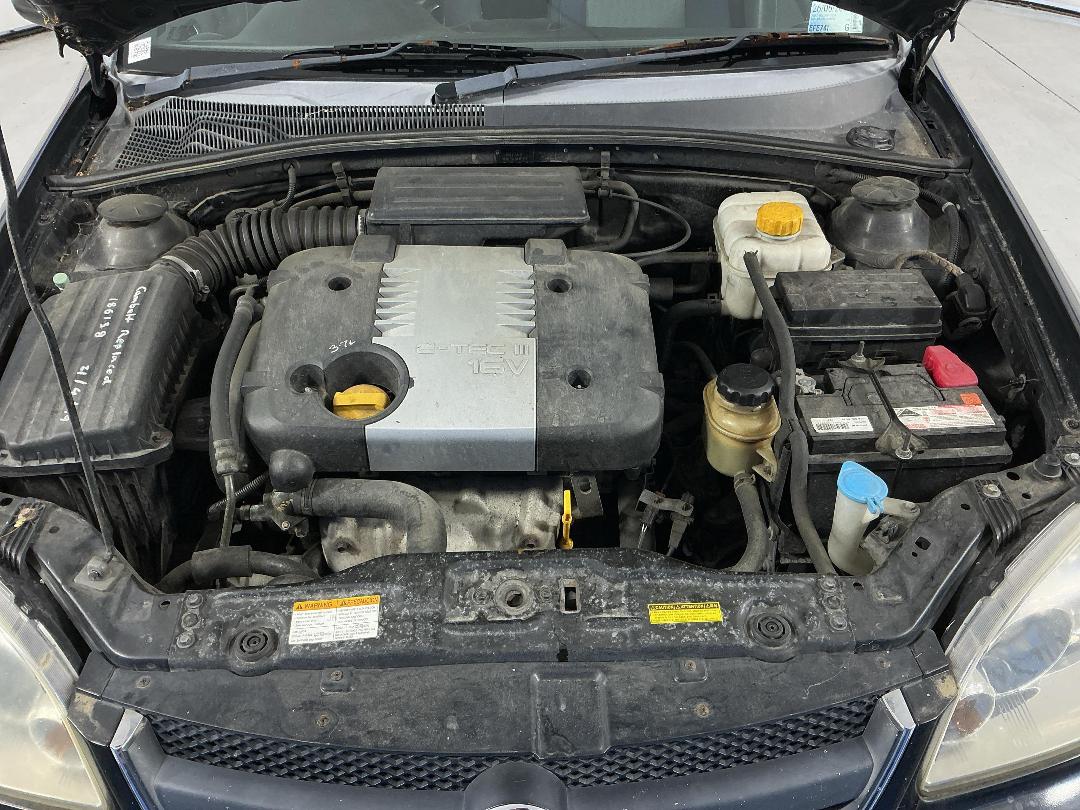 Photo '6' of Holden Viva