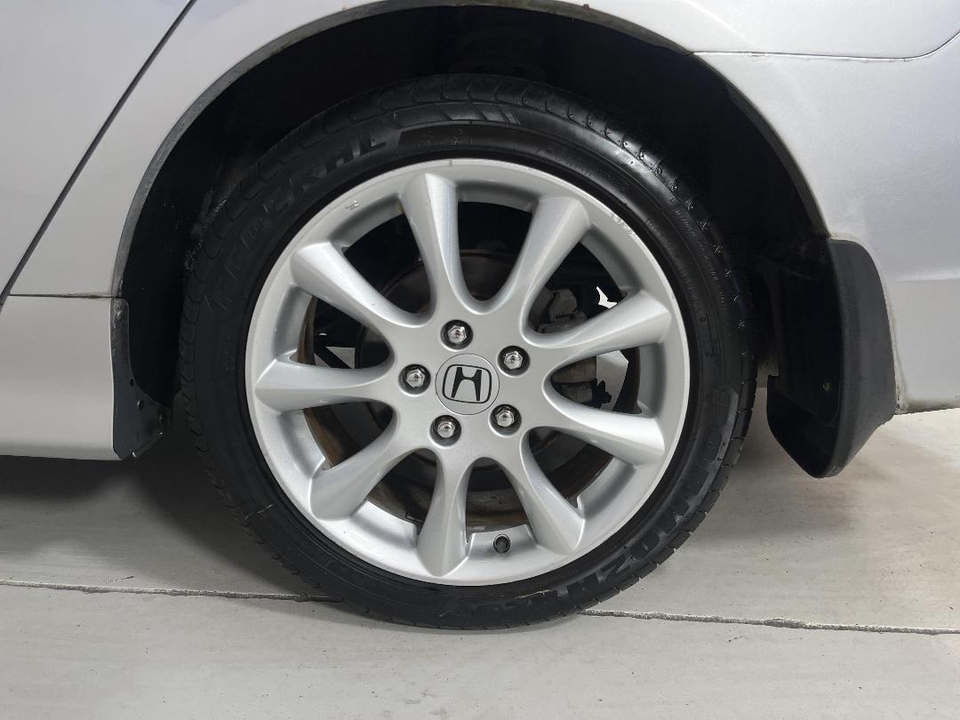 Photo '11' of Honda Accord