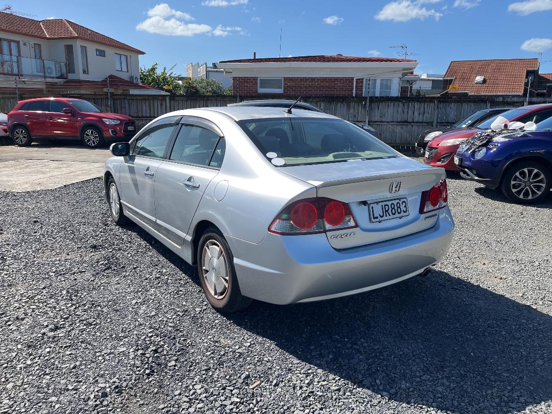 Photo '4' of Honda Civic Hybrid