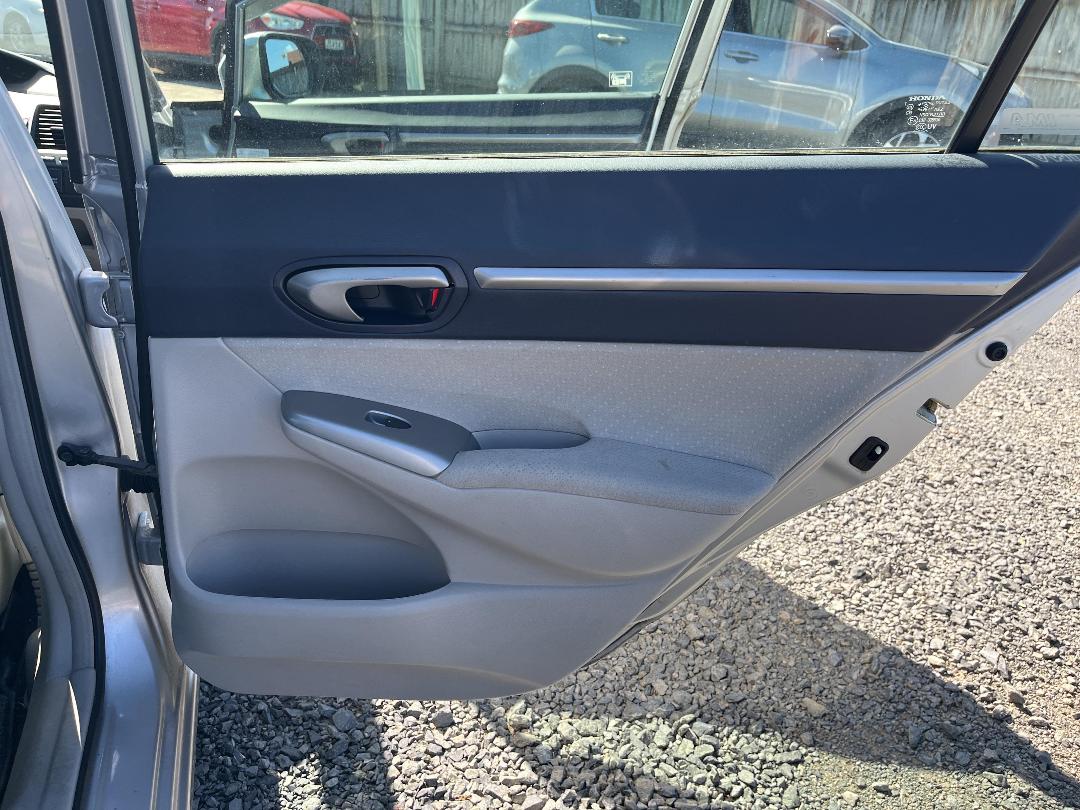 Photo '17' of Honda Civic Hybrid