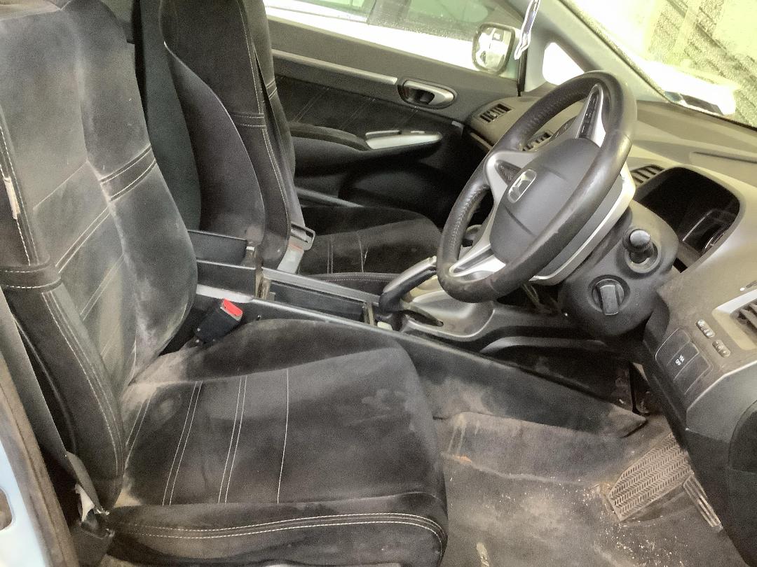 Photo '7' of Honda Civic Hybrid Photo '7' of Honda Civic Hybrid