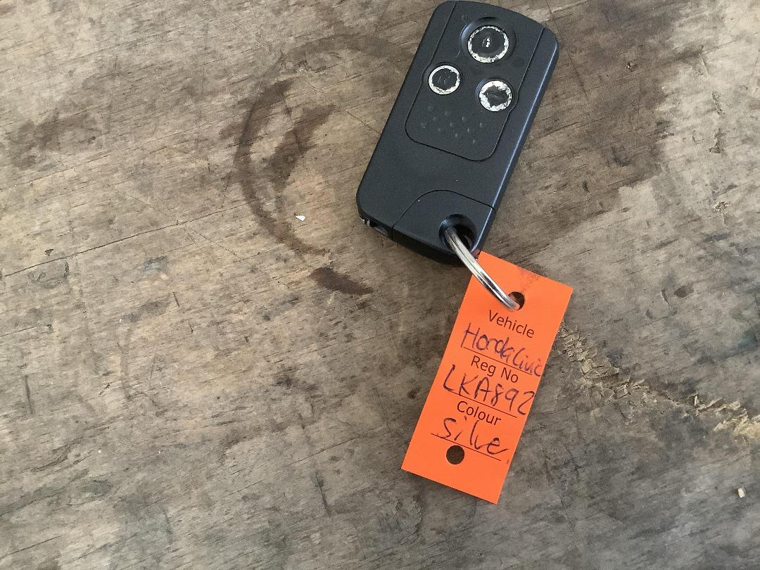 Photo '15' of Honda Civic Hybrid Photo '15' of Honda Civic Hybrid