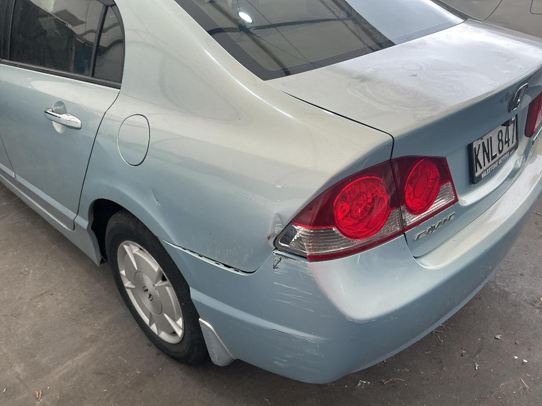 Photo '27' of Honda Civic Hybrid