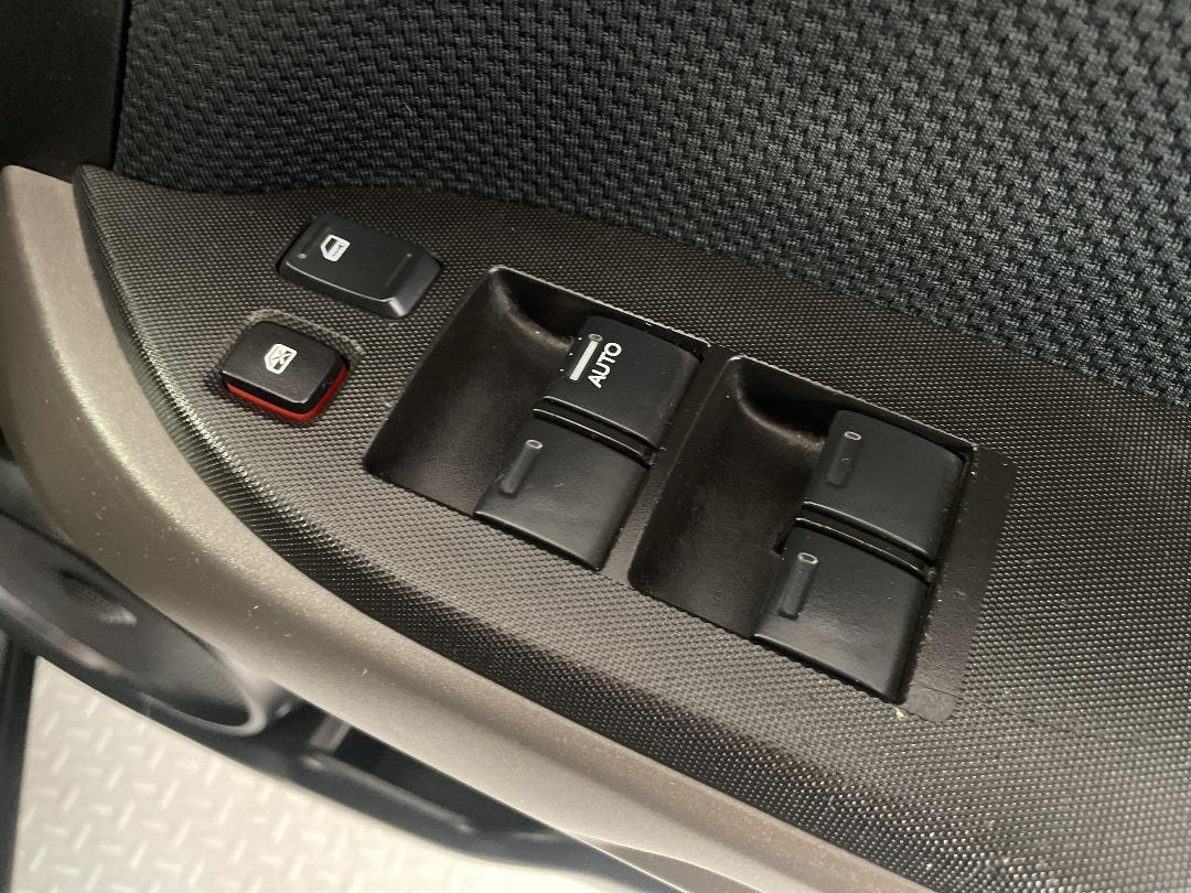 Photo '23' of Honda Crossroad