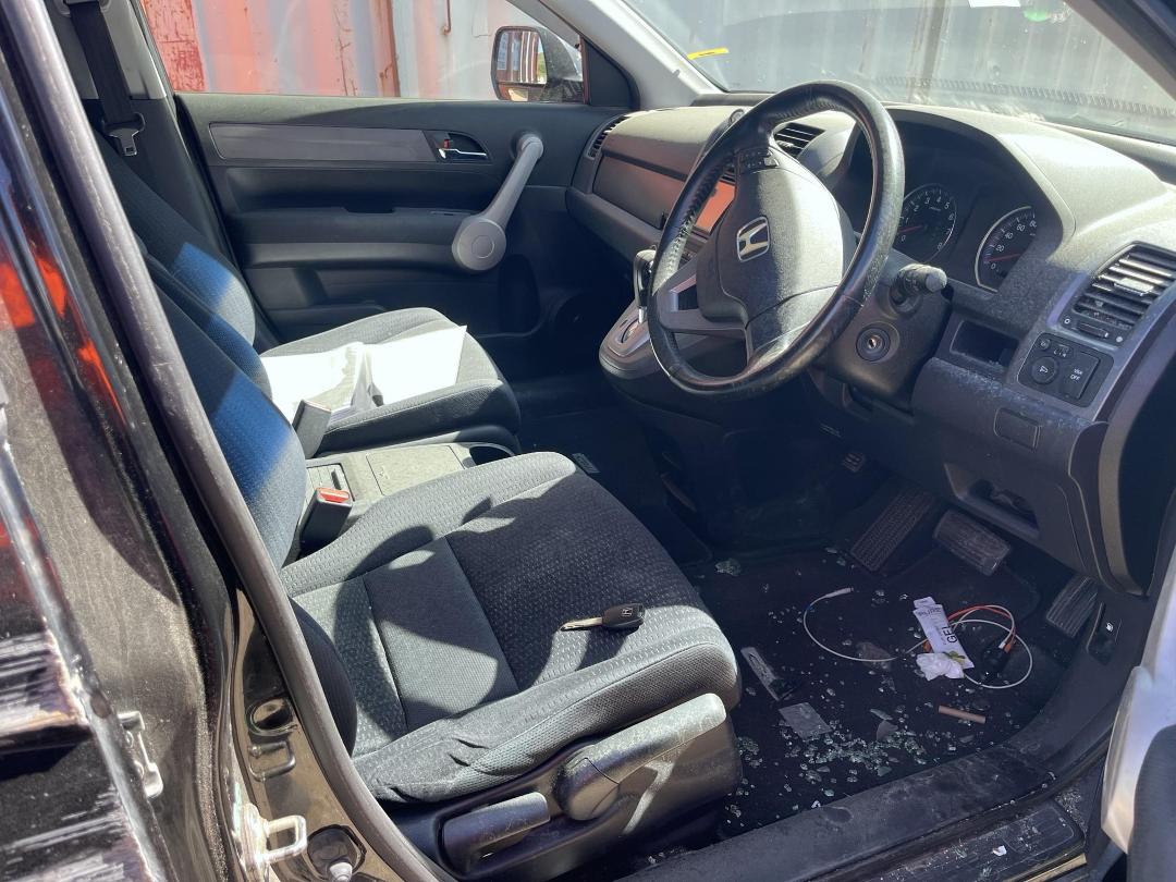 Photo '6' of Honda CRV Photo '6' of Honda CRV