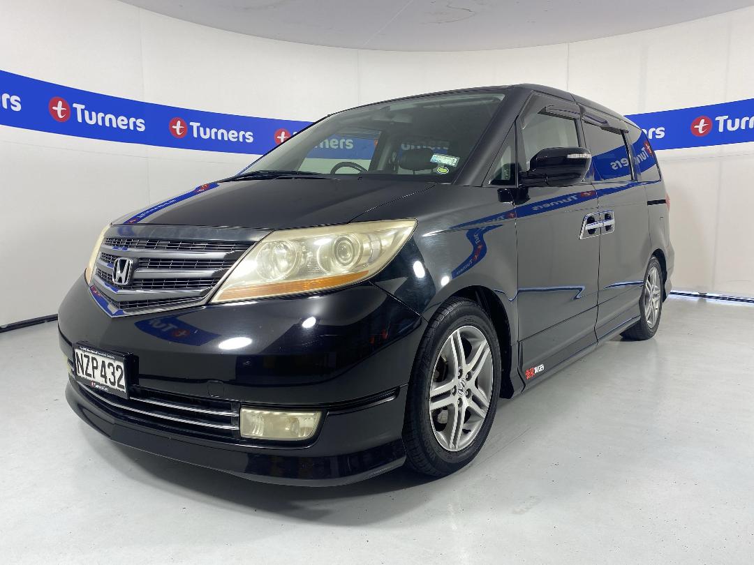 Photo '4' of Honda Elysion Photo '4' of Honda Elysion