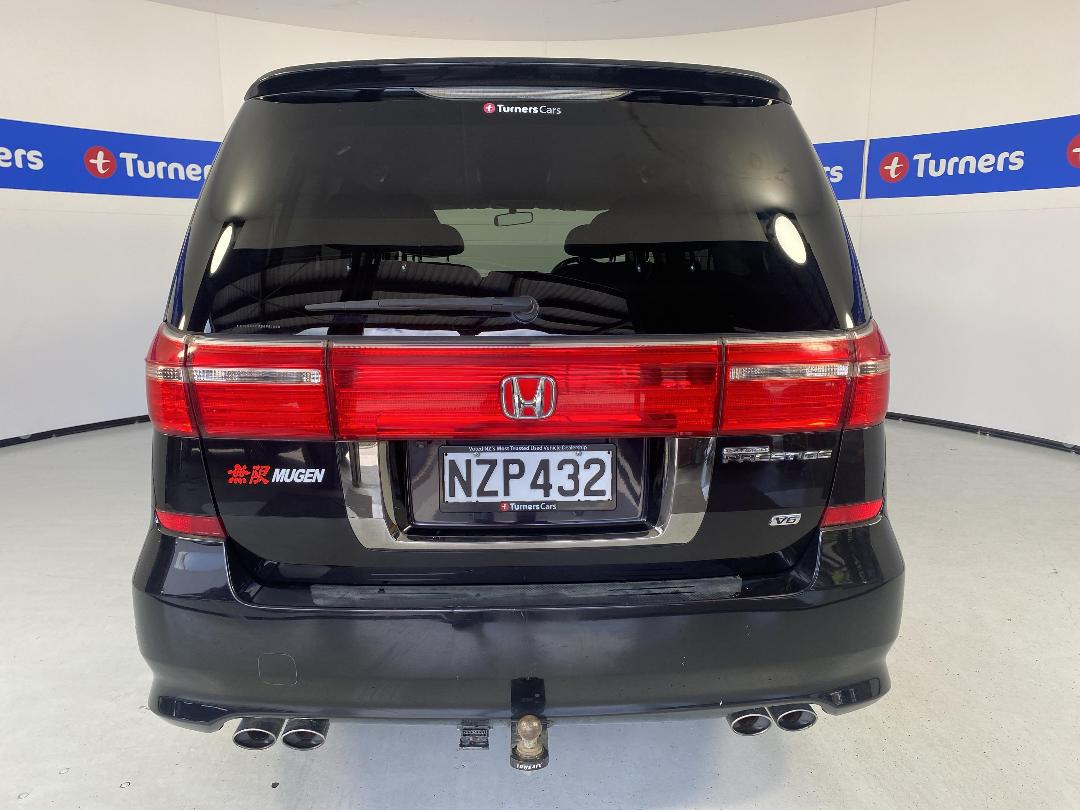 Photo '6' of Honda Elysion Photo '6' of Honda Elysion