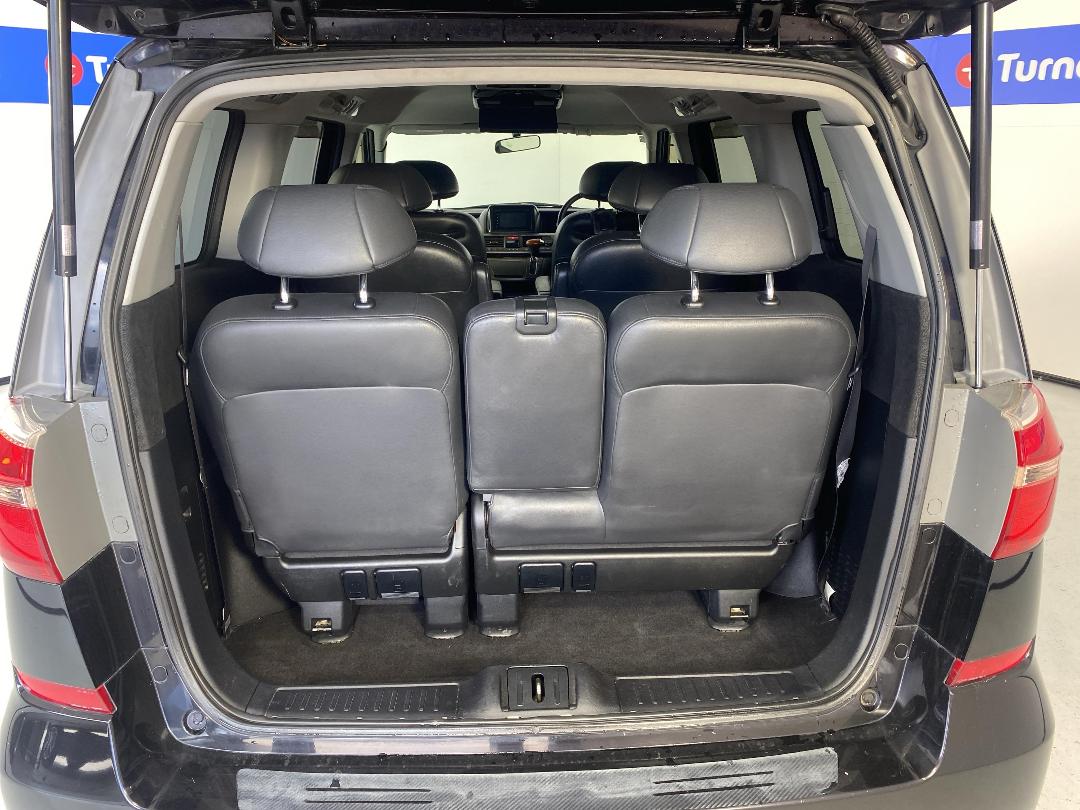 Photo '14' of Honda Elysion Photo '14' of Honda Elysion