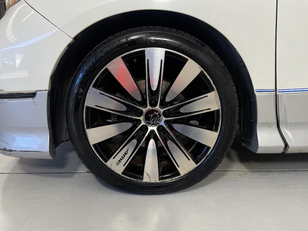 Photo '10' of Honda Elysion