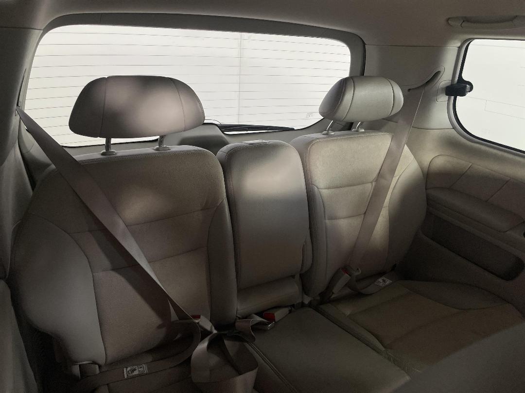 Photo '32' of Honda Elysion