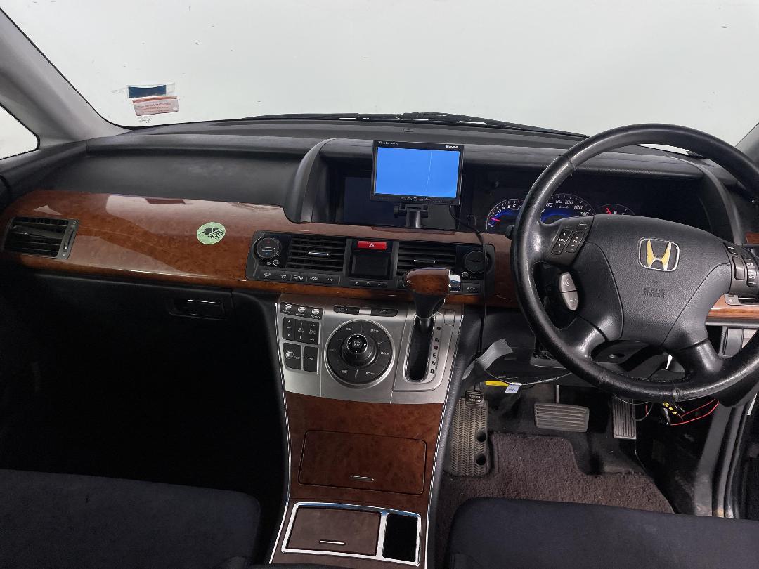 Photo '17' of Honda Elysion