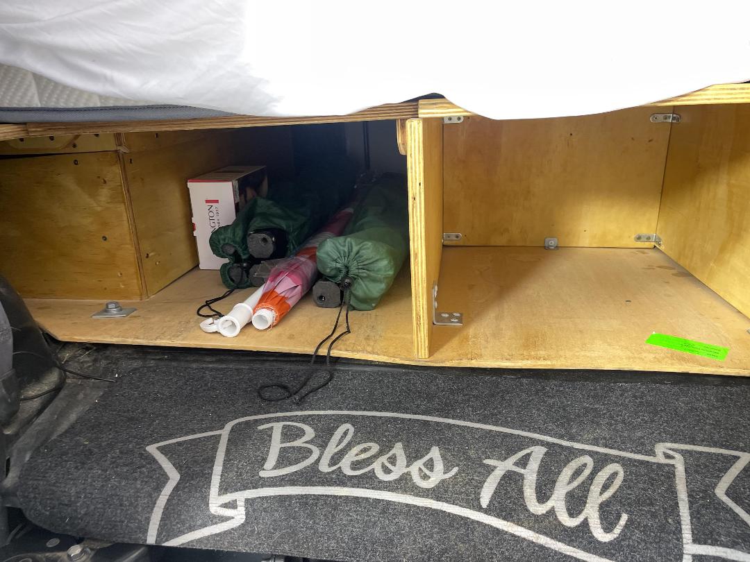 Photo '22' of Honda Elysion