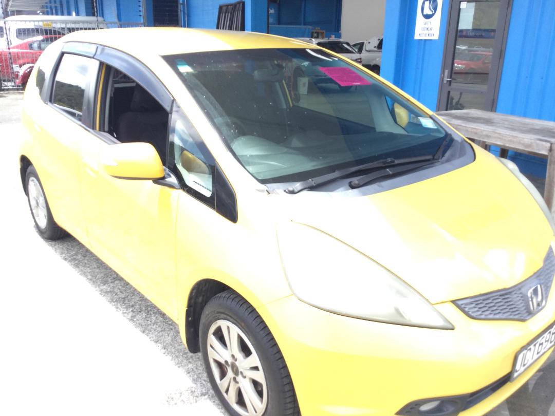 Photo '3' of Honda FIT