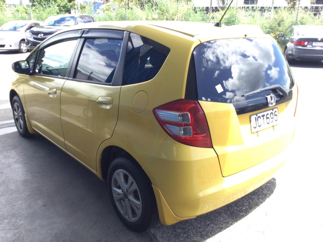 Photo '5' of Honda FIT