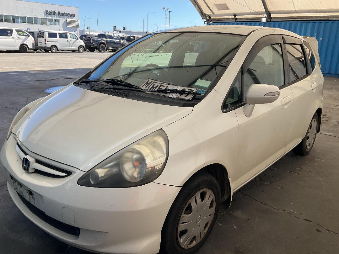 Photo '2' of Honda FIT Photo '2' of Honda FIT