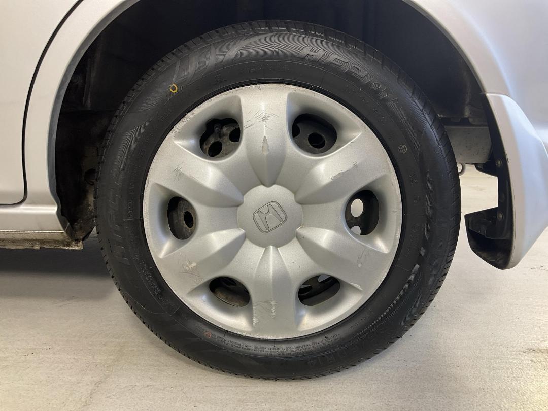 Photo '11' of Honda FIT