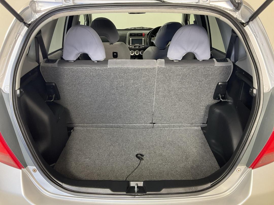 Photo '14' of Honda FIT