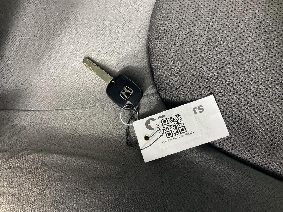 Photo '22' of Honda FIT