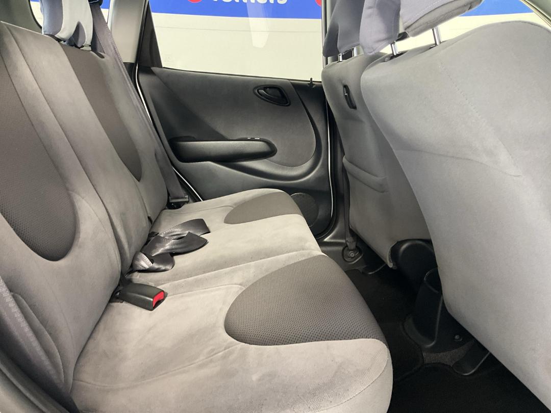 Photo '20' of Honda FIT