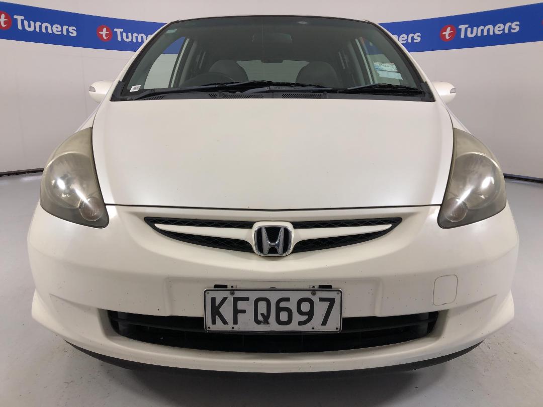 Photo '2' of Honda FIT Photo '2' of Honda FIT