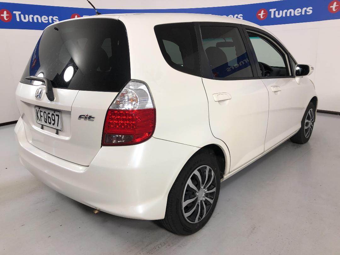 Photo '7' of Honda FIT Photo '7' of Honda FIT