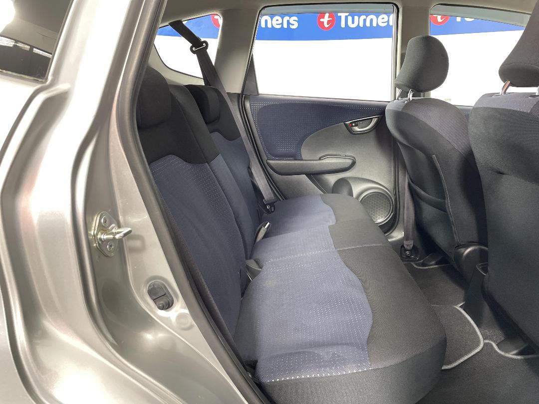 Photo '20' of Honda FIT