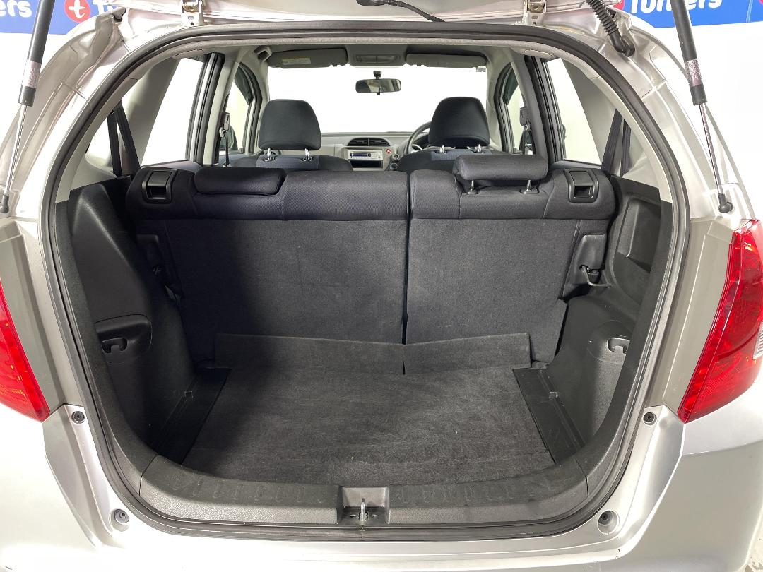 Photo '14' of Honda FIT