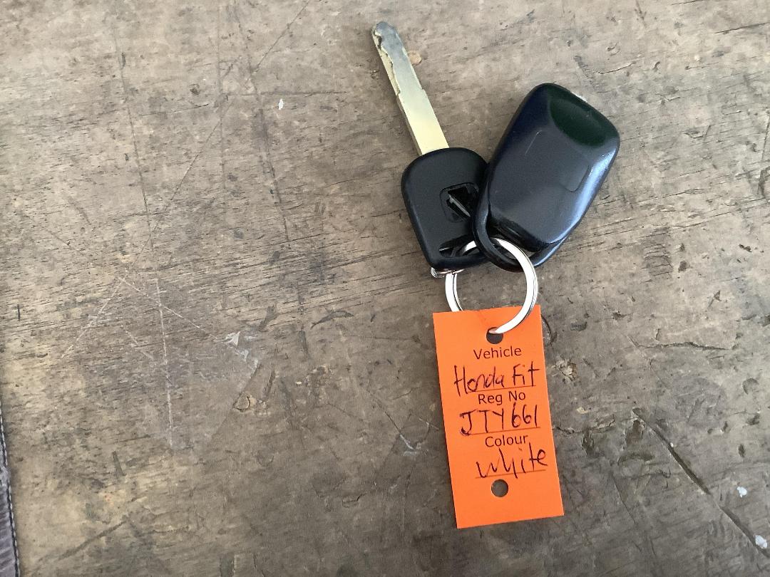 Photo '17' of Honda FIT Photo '17' of Honda FIT