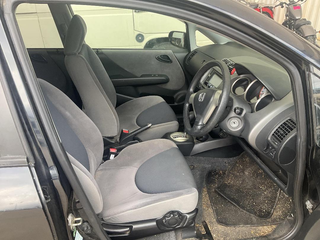 Photo '9' of Honda FIT Photo '9' of Honda FIT